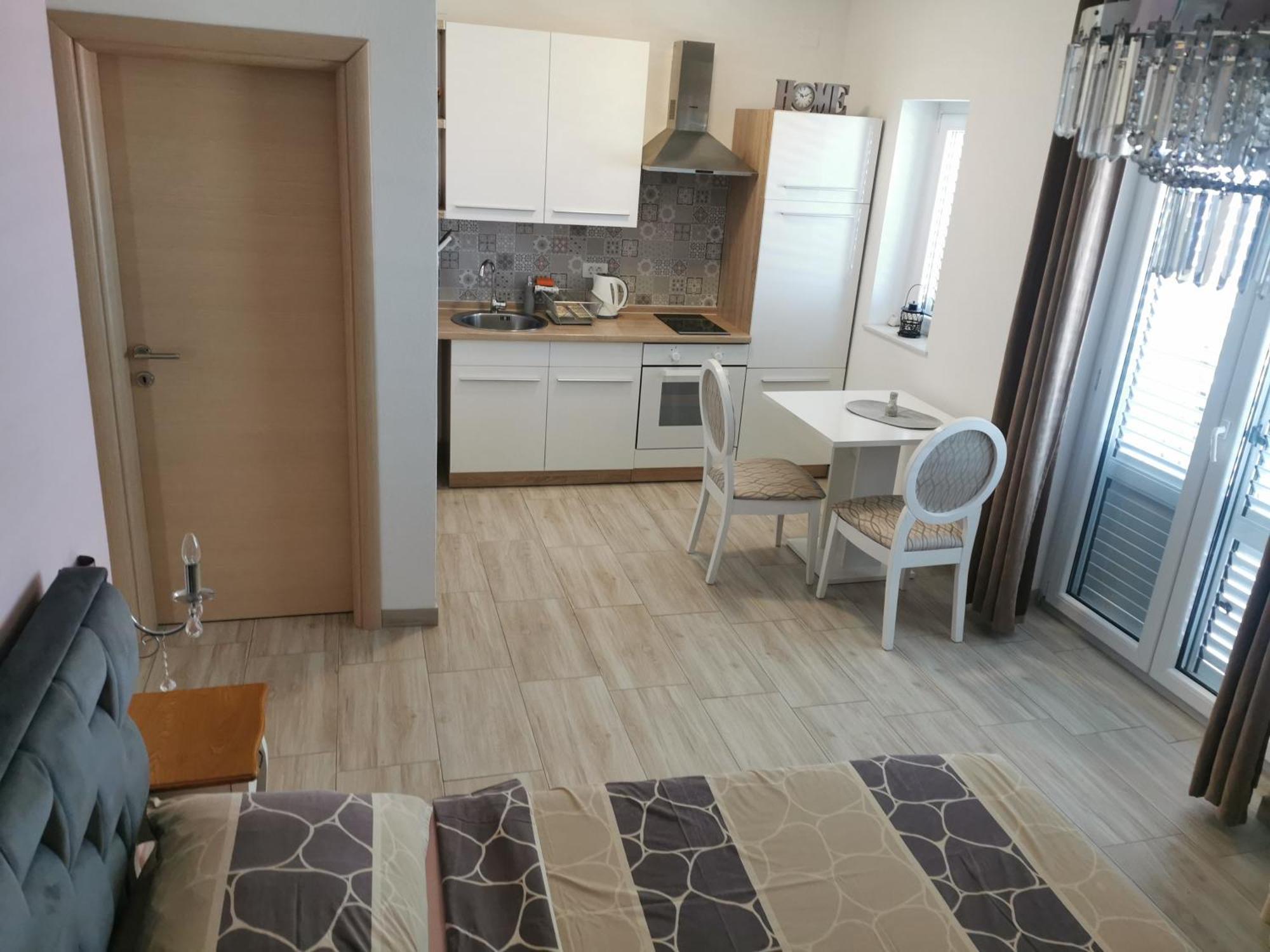 Apartments Jo 塞尼 外观 照片